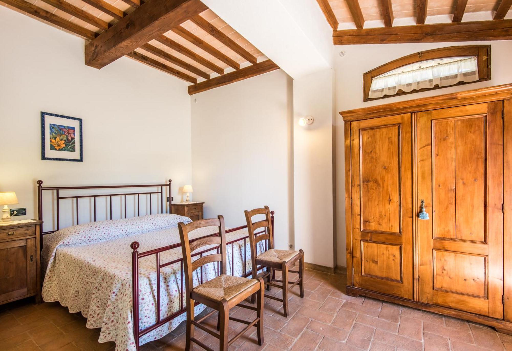 Glicine Apartment Podere Giardino Montalcino Bagian luar foto