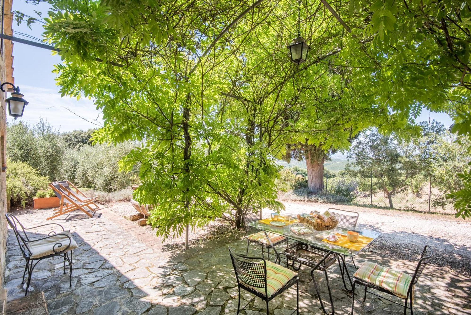 Glicine Apartment Podere Giardino Montalcino Bagian luar foto