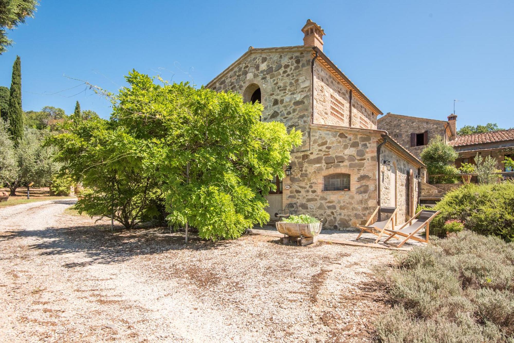 Glicine Apartment Podere Giardino Montalcino Bagian luar foto